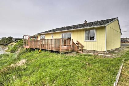 Shore Delight Waldport Home with Deck on Canal Oregon