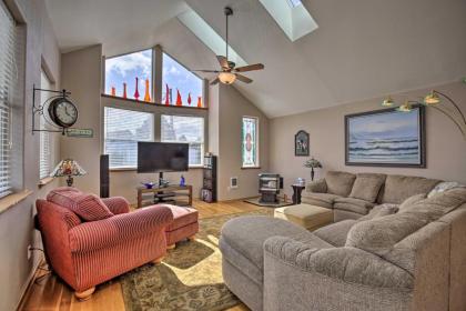 Waldport Beach House with Loft Grill and Ocean Views! - image 11