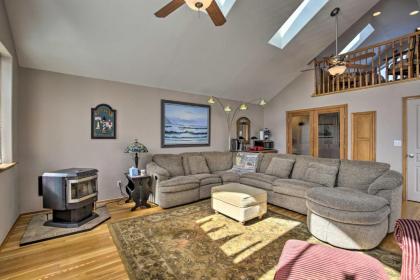 Waldport Beach House with Loft Grill and Ocean Views! - image 12