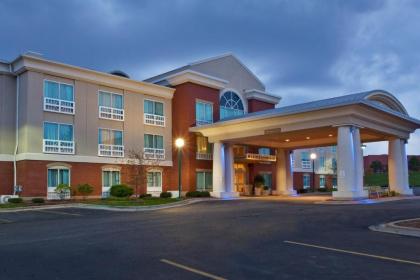 Holiday Inn Express Hotel & Suites Grand Rapids-North an IHG Hotel - image 2