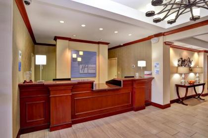 Holiday Inn Express Hotel & Suites Grand Rapids-North an IHG Hotel - image 5