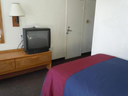 Travelodge by Wyndham Grand Rapids North - image 13