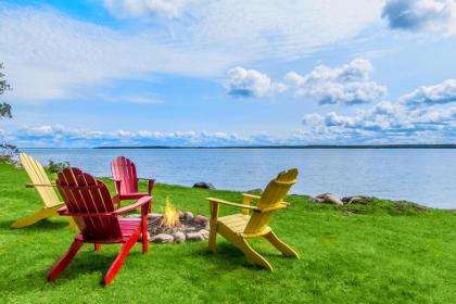 NEW Cozy and Quaint Leech Lake Escape! - image 11