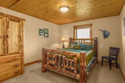 NEW Cozy and Quaint Leech Lake Escape! - image 15