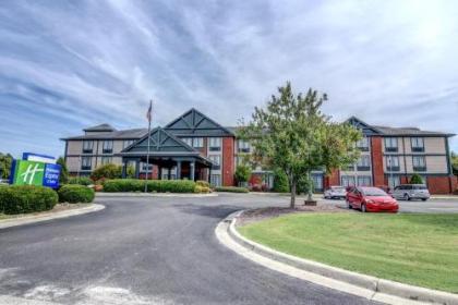 Holiday Inn Express & Suites Wallace-Hwy 41 an IHG Hotel