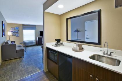 Hampton Inn Commerce/Novi - image 10