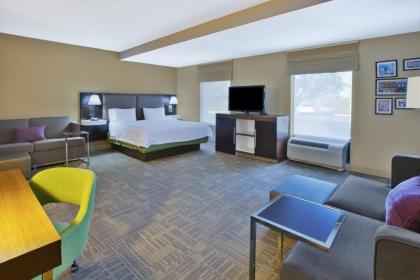 Hampton Inn Commerce/Novi - image 16