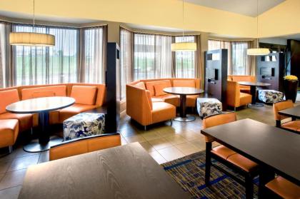 Courtyard by Marriott New Haven Wallingford - image 11