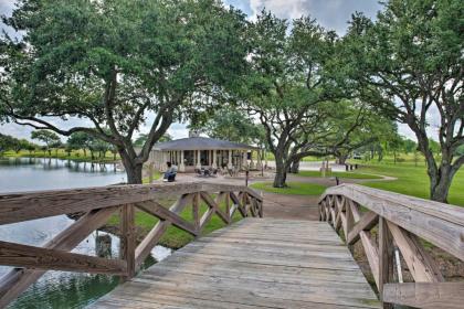 200-Acre Lakefront Ranch in Wallis with Pvt Lake - image 6