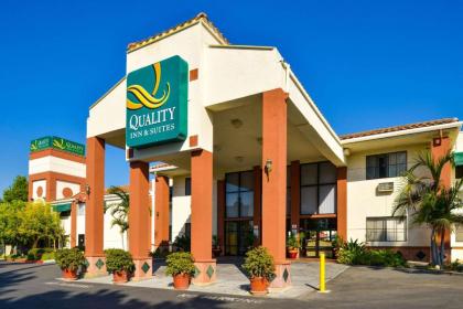 Quality Inn & Suites Walnut - City of Industry - image 1