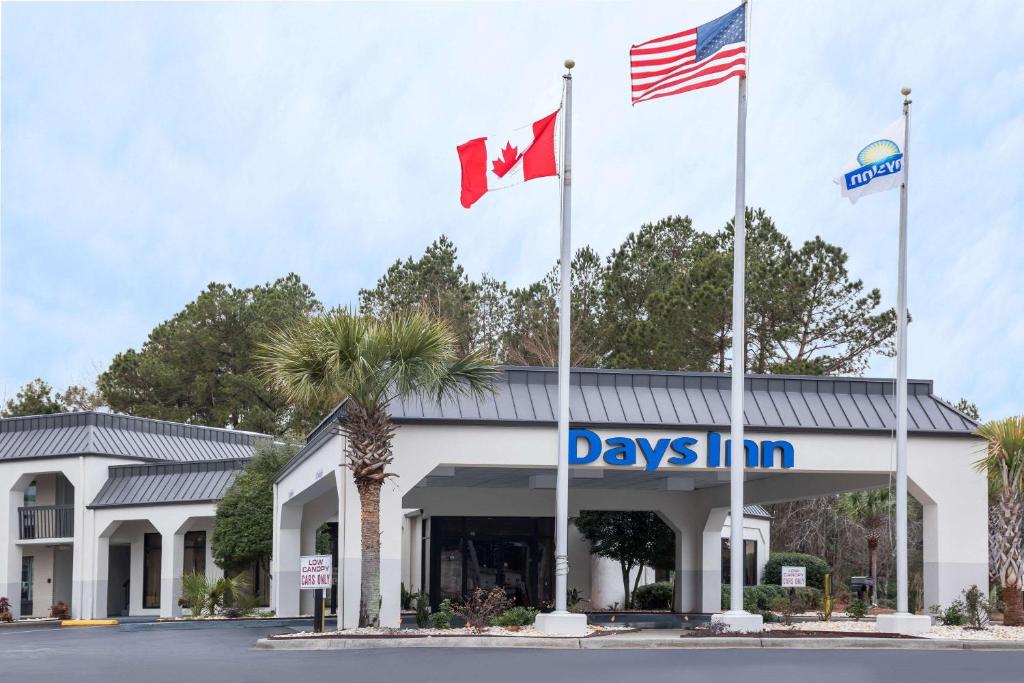 Days Inn by Wyndham Walterboro - main image