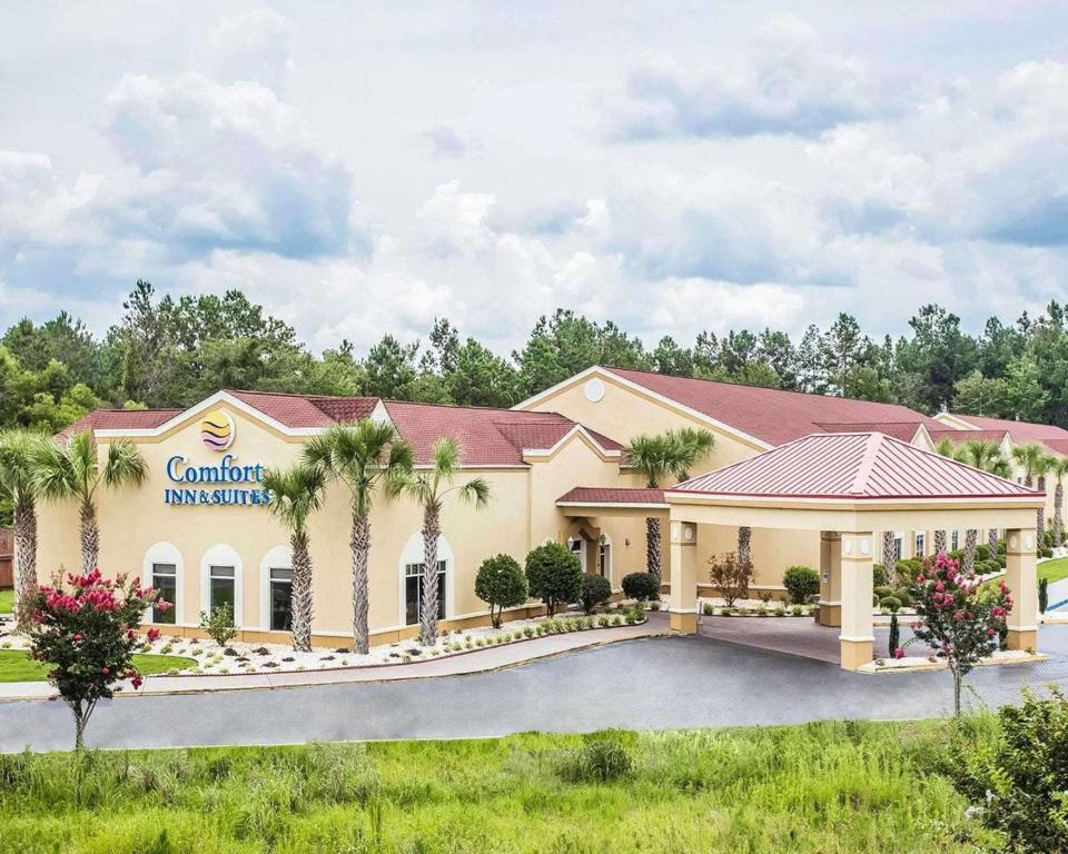 Comfort Inn & Suites Walterboro I-95 - main image