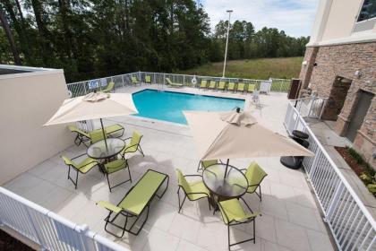 Hampton Inn & Suites Walterboro - image 14