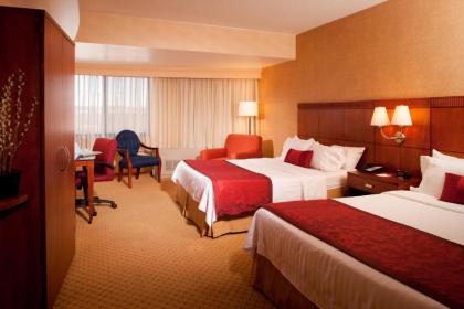 Courtyard by Marriott Boston Waltham - image 10