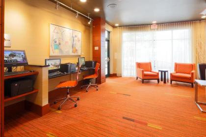 Courtyard by Marriott Boston Waltham - image 2