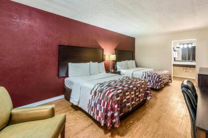 Red Roof Inn & Suites Wapakoneta - image 14