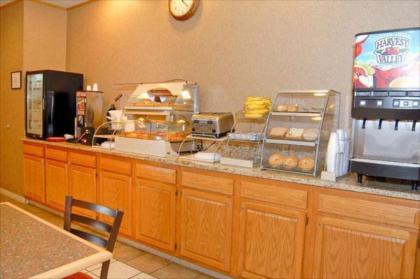 Best Western Wapakoneta Inn - image 15