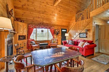 Rustic East Dover Home with Deck - Near Mount Snow! - image 6