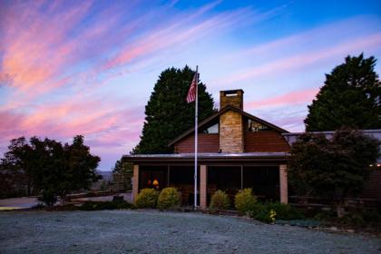 Mountain Top Inn and Resort - image 9