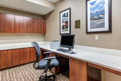 Comfort Suites near Robins Air Force Base - image 12