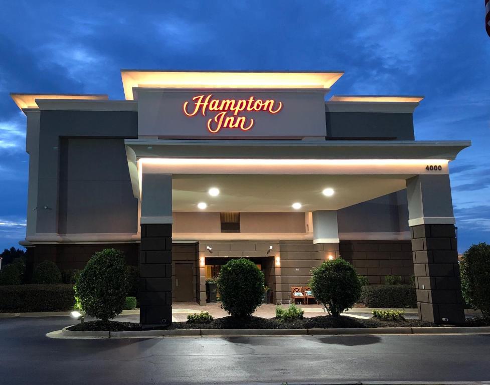 Hampton Inn Warner Robins - main image