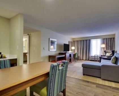 Hampton Inn Warner Robins - image 13