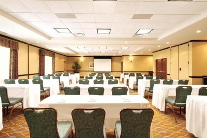 Hilton Garden Inn Warner Robins - image 9