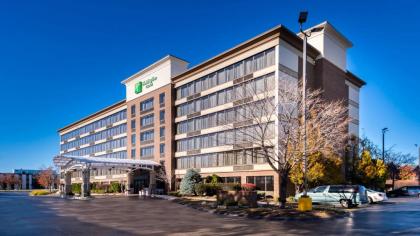 Holiday Inn Hotel & Suites Warren an IHG Hotel - image 12