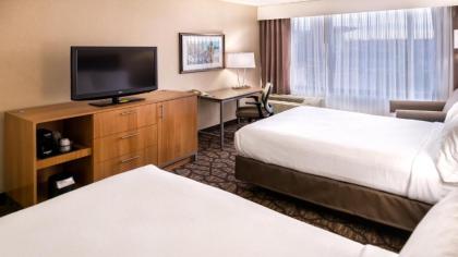 Holiday Inn Hotel & Suites Warren an IHG Hotel - image 3