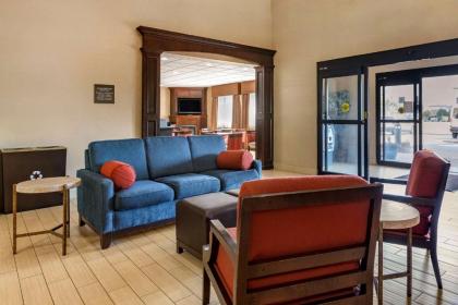 Comfort Inn Warren - image 6