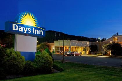 Days Inn by Wyndham Warren - image 9