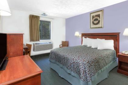 Days Inn by Wyndham Warrensburg - image 7