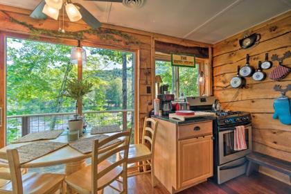 Adirondack Mountains Cottage on The Hudson River! - image 10