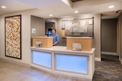 Holiday Inn Express Warrenton an IHG Hotel - image 8