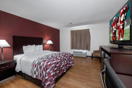 Red Roof Inn Warrenton - image 15