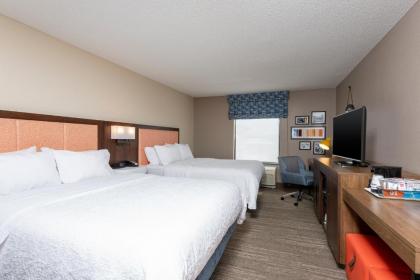 Hampton Inn Warsaw - image 12