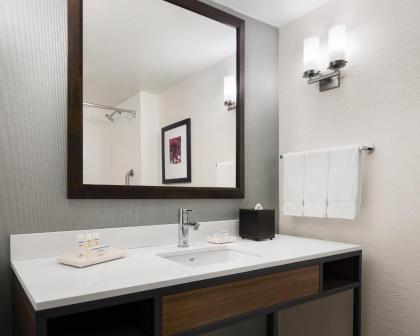 Hilton Garden Inn Providence Airport/Warwick - image 11