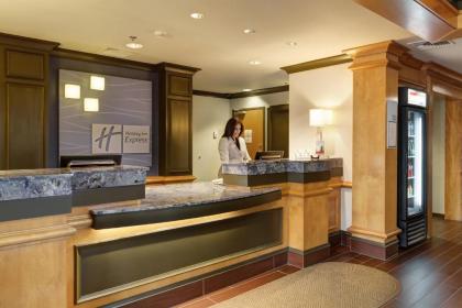 Holiday Inn Express Hotel & Suites Warwick-Providence Airport an IHG Hotel - image 11