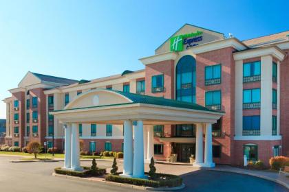 Holiday Inn Express Hotel & Suites Warwick-Providence Airport an IHG Hotel - image 12