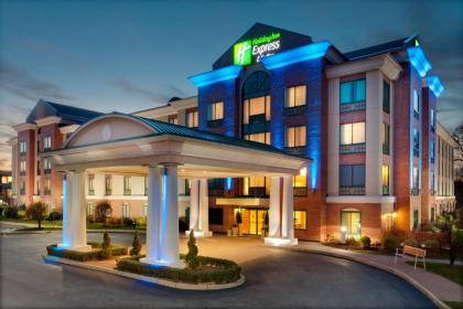 Holiday Inn Express Hotel & Suites Warwick-Providence Airport an IHG Hotel - image 6