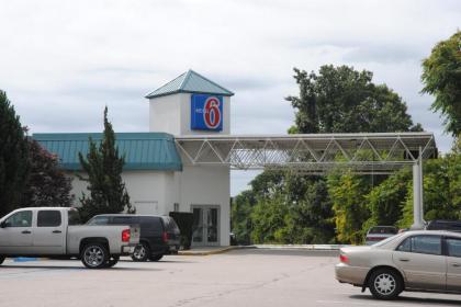 Motel 6-Warwick RI - Providence Airport - I-95 - image 15