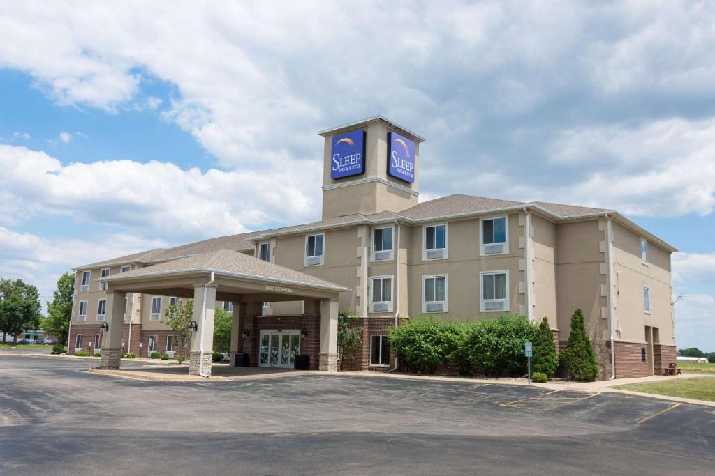 Sleep Inn & Suites Washington near Peoria - main image