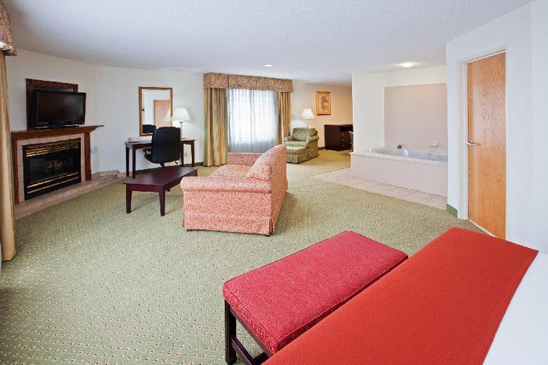 Holiday Inn Express Washington Hotel - image 7