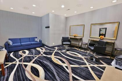 Best Western Plus Washington Hotel - image 15