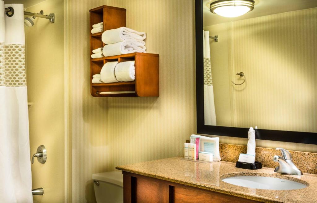 Hampton Inn Washington - image 6