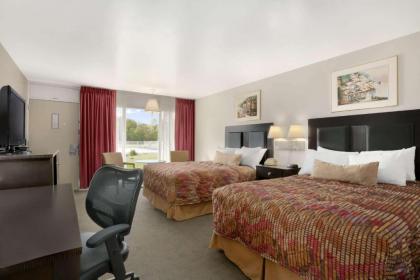 Ramada by Wyndham Washington - image 5