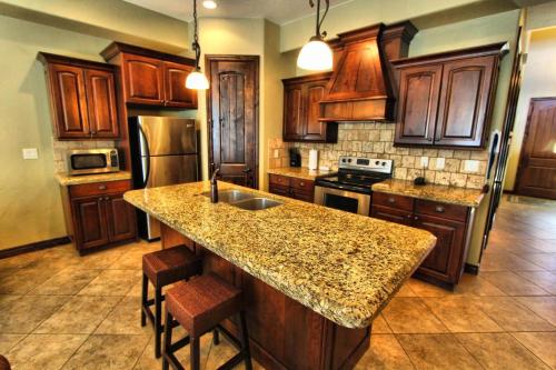 Canyon Villas at Coral Ridge - image 5