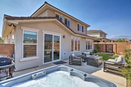 Bright Washington Home with Bike trails On Site