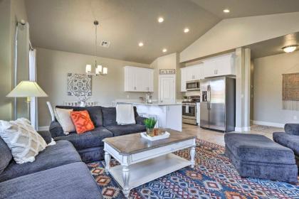 Washington Townhome with Patio and Resort Perks! - image 16