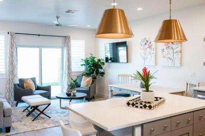 The Show House by Freedom Vacation Rentals - image 9